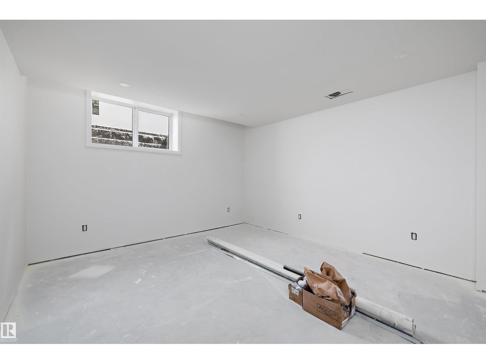 10223 130 ST NW - 61