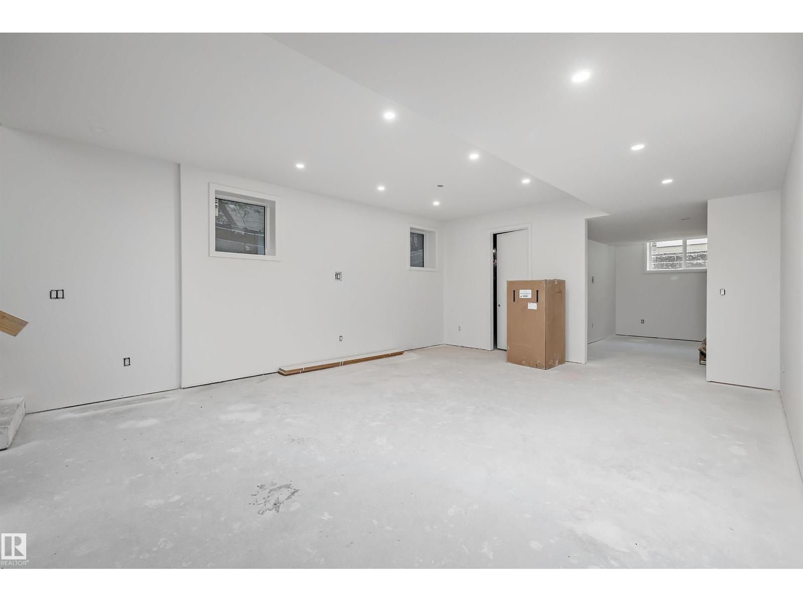 10223 130 ST NW - 59