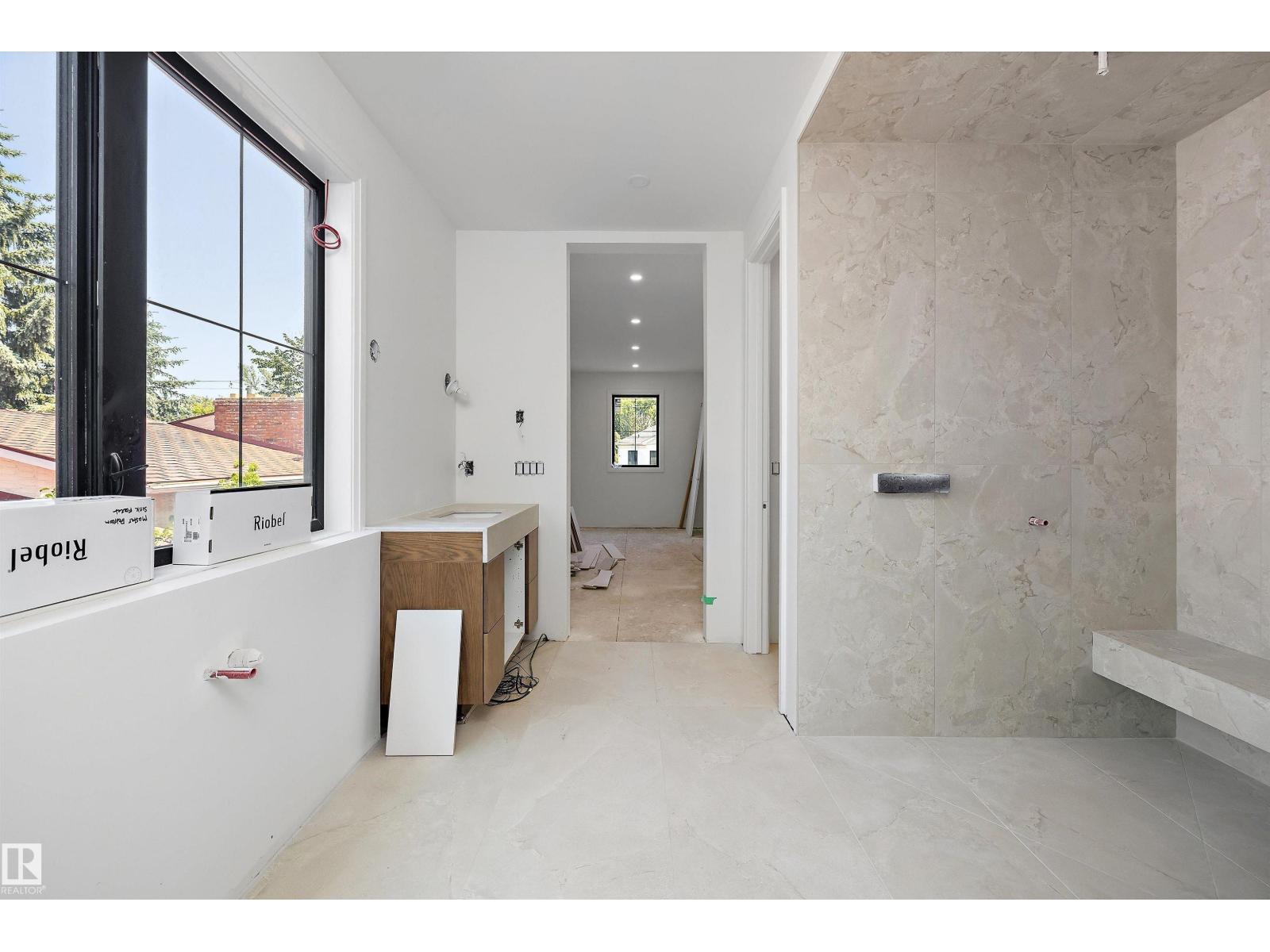 10223 130 ST NW - 53