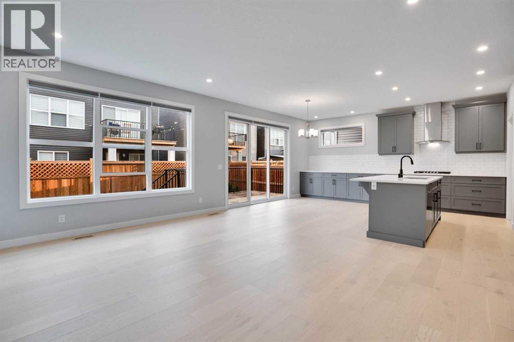 289 Ambleside Avenue NW - 23