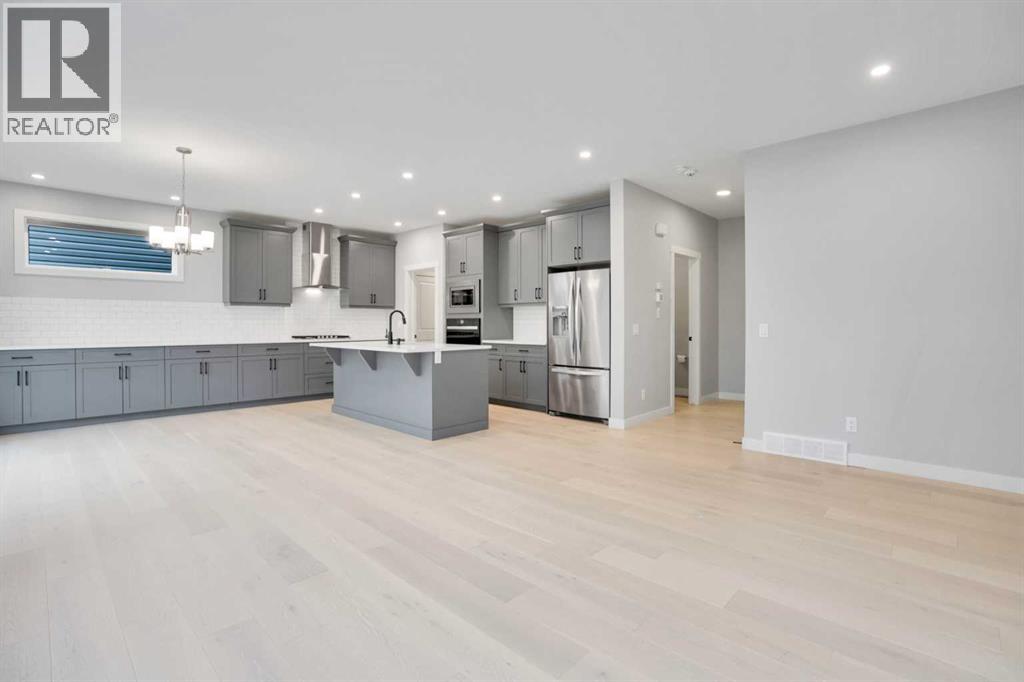 289 Ambleside Avenue NW - 24