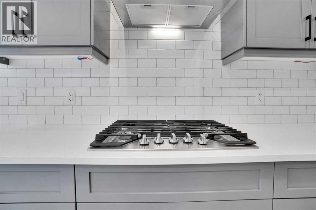 289 Ambleside Avenue NW - 32