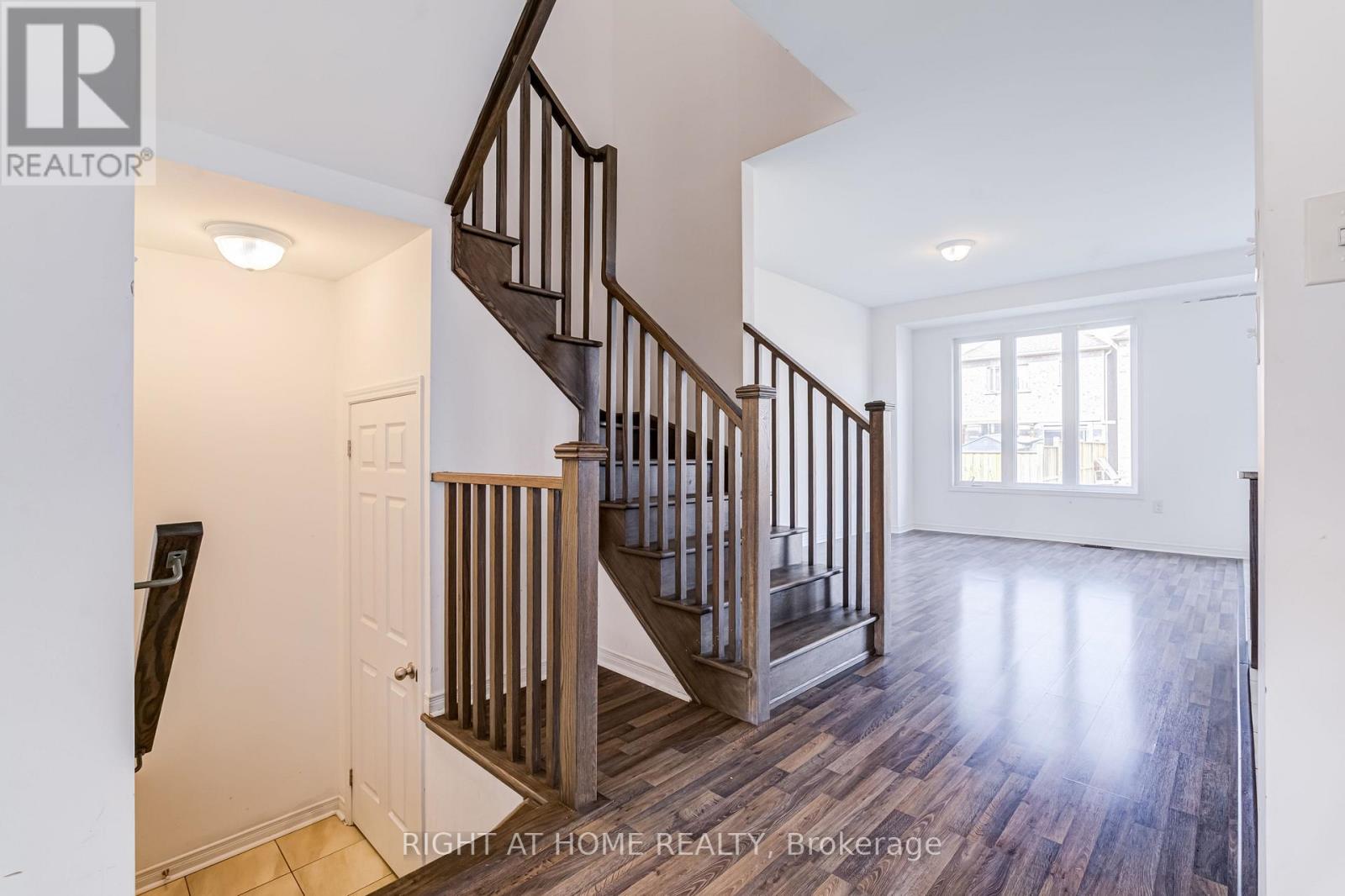9 BAILEY STREET - 11