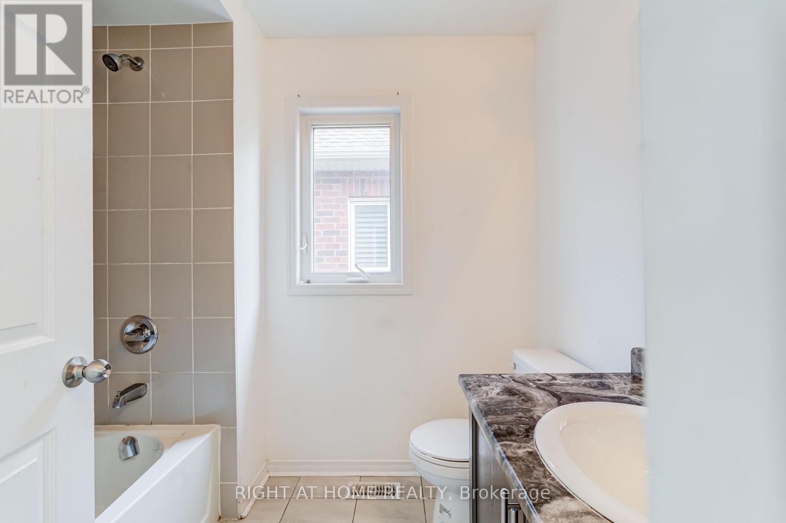 9 BAILEY STREET - 28