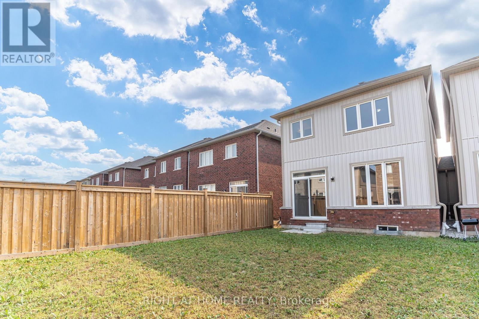 9 BAILEY STREET - 38