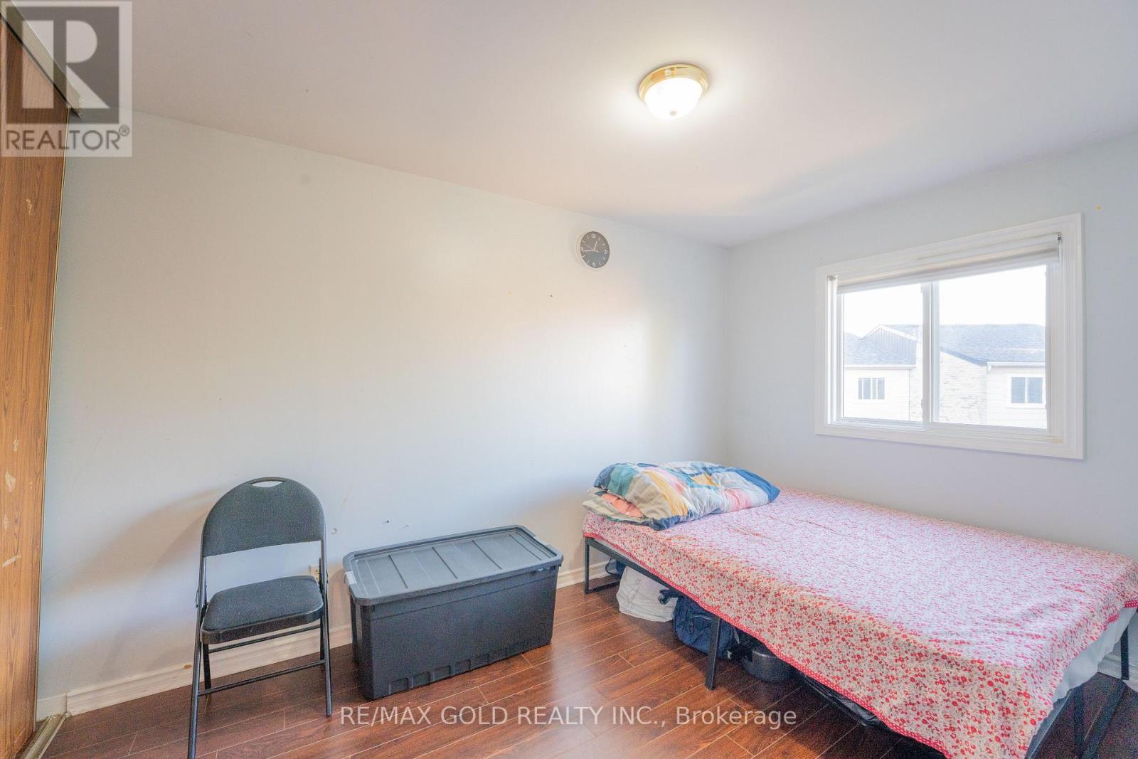 #107 900 CENTRAL PARK DRIVE - 22