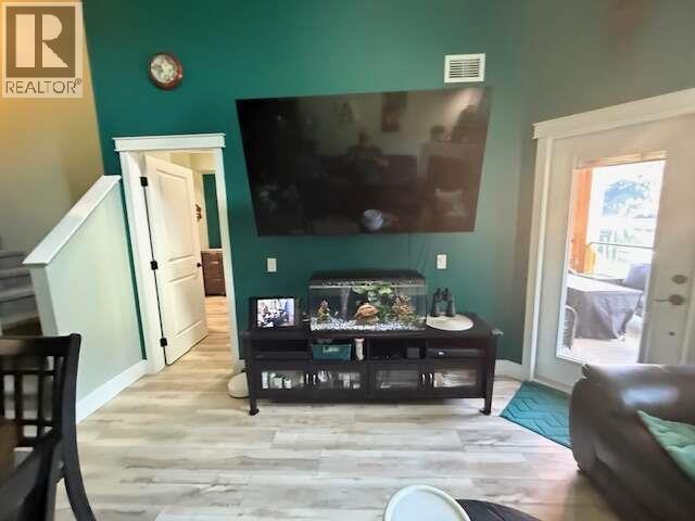 #315 5570 Broadwater Road - 16
