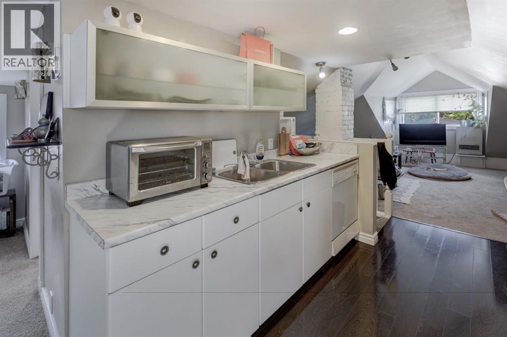 508 9 Street NE - 24
