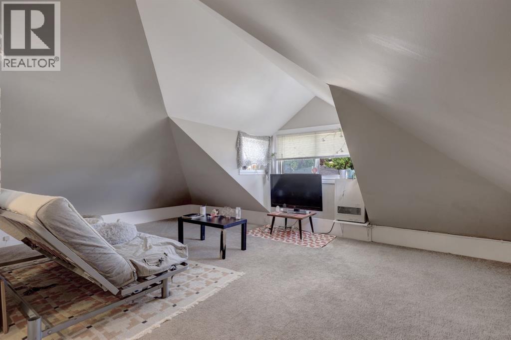 508 9 Street NE - 21