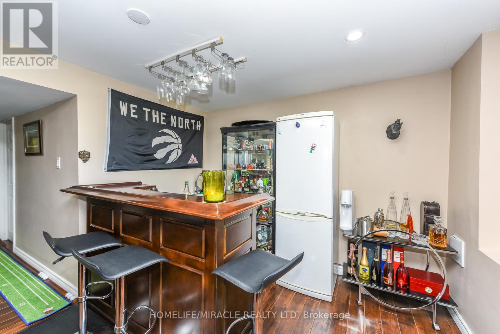 23 ROUNDSTONE DRIVE - 46