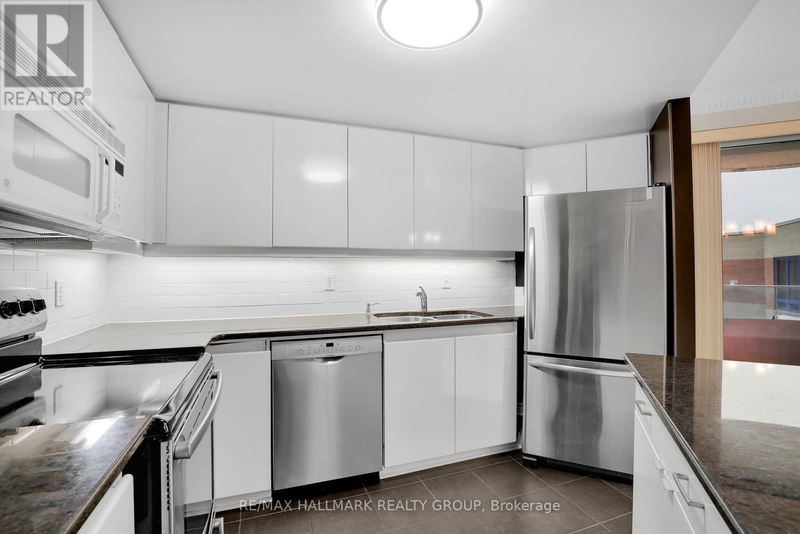 #502 3105 CARLING AVENUE - 13
