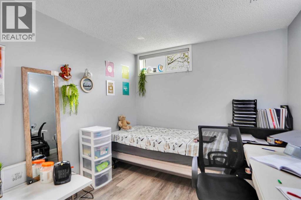 168 Castlebrook Drive NE - 45