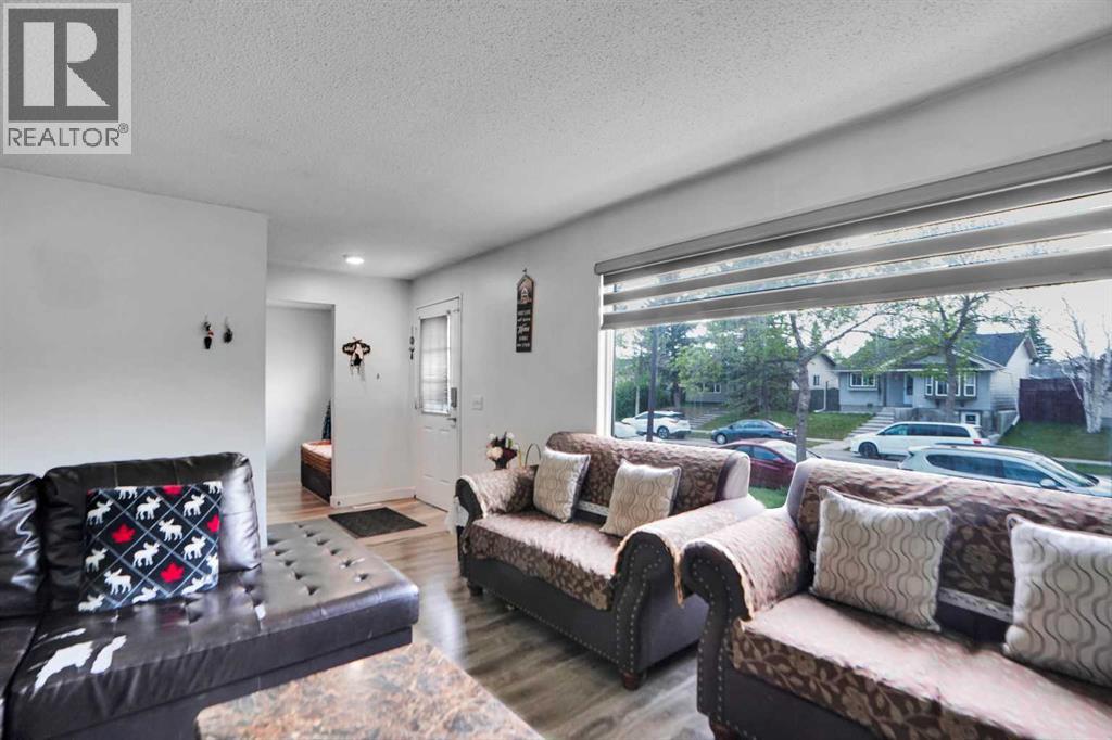 168 Castlebrook Drive NE - 6
