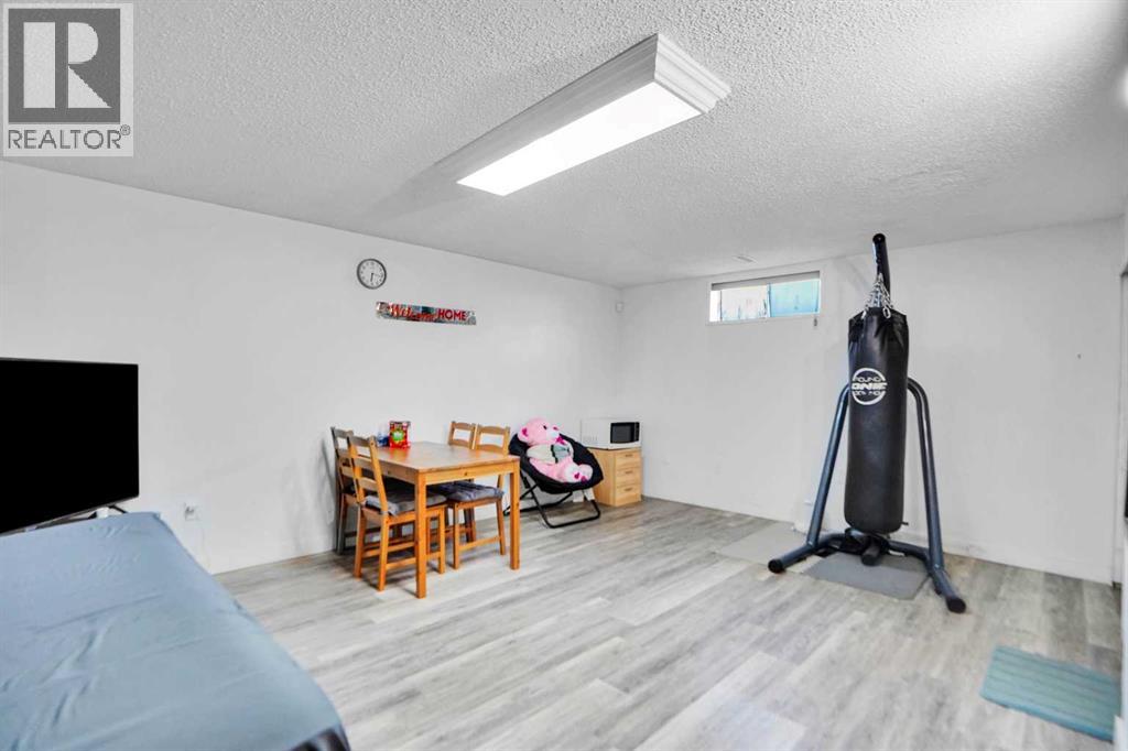 168 Castlebrook Drive NE - 30