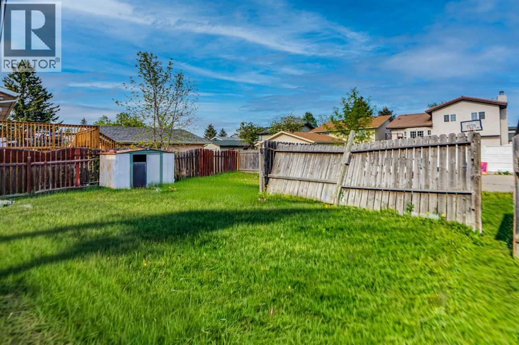 168 Castlebrook Drive NE - 47