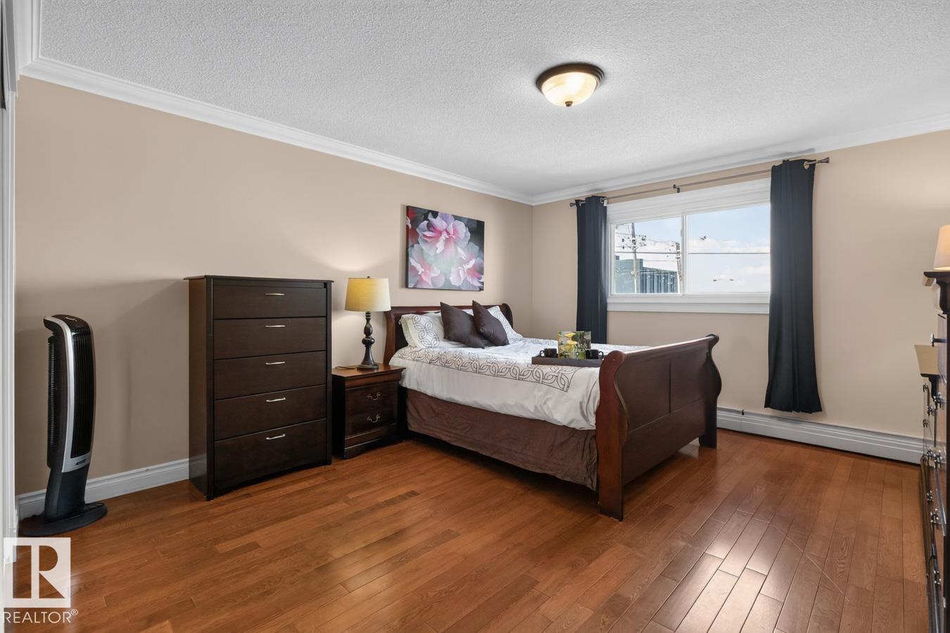 #206 10745 83 AV NW - 15