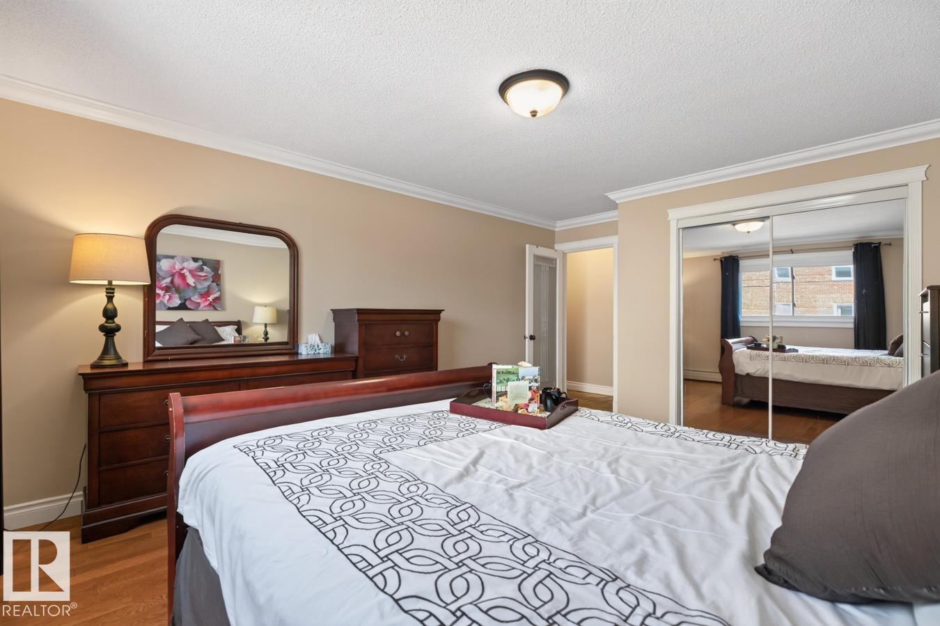 #206 10745 83 AV NW - 16