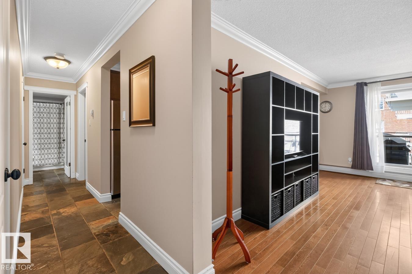 #206 10745 83 AV NW - 2
