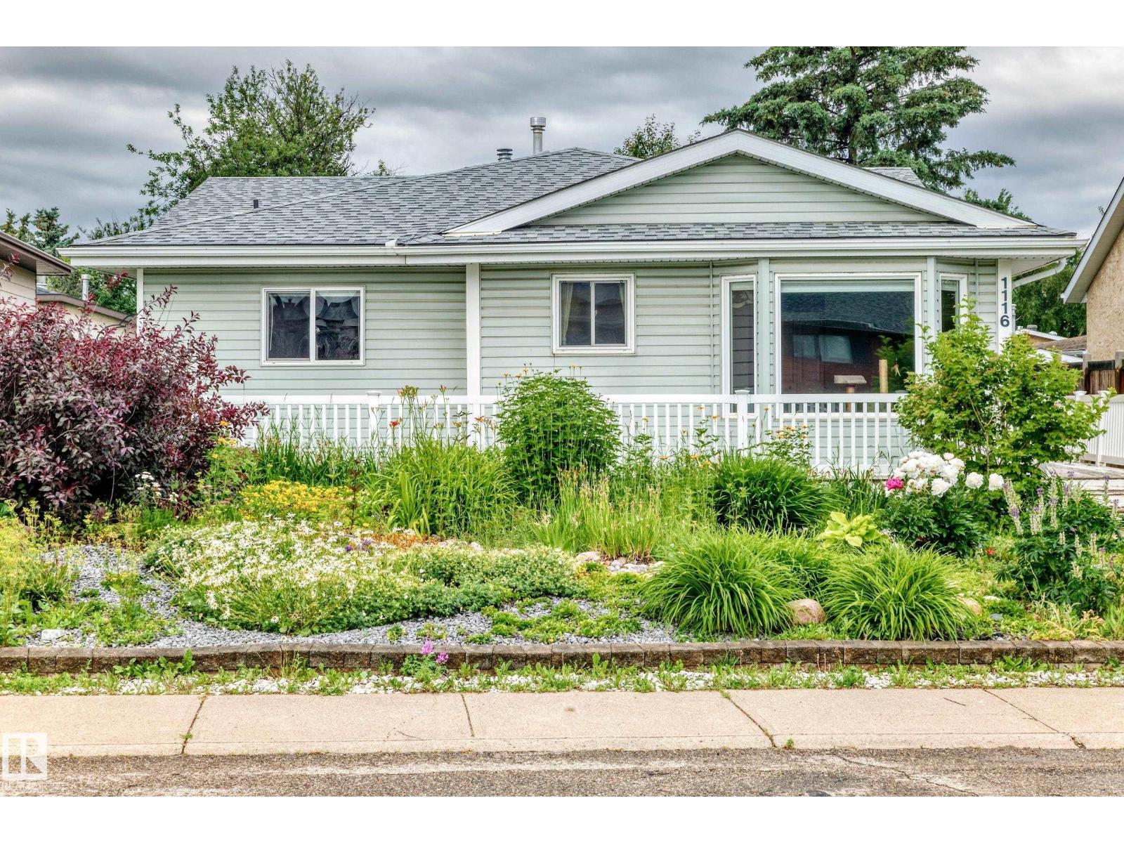 1116 39 ST NW - 1