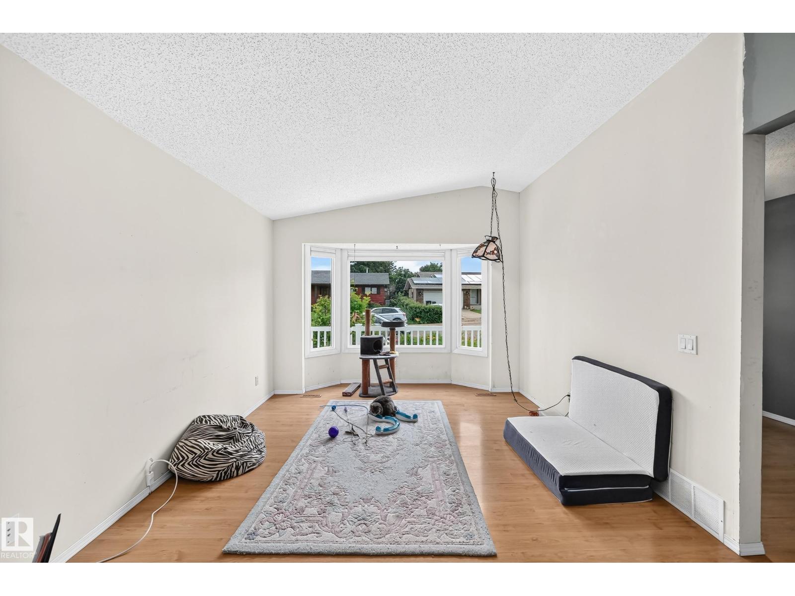 1116 39 ST NW - 8