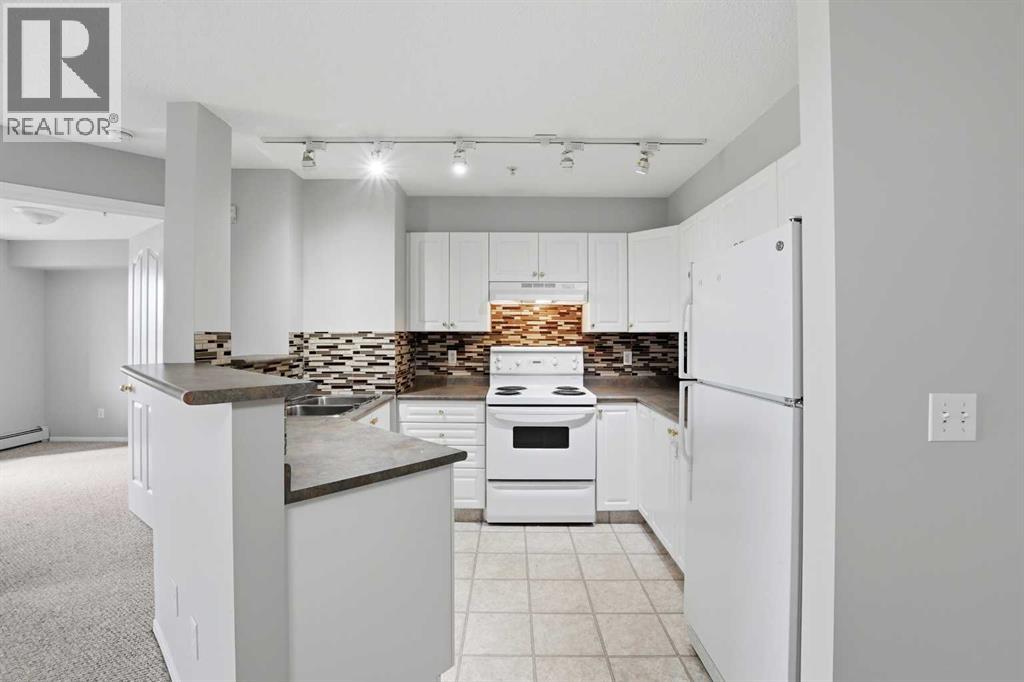 #105 60 Lawford Avenue - 10