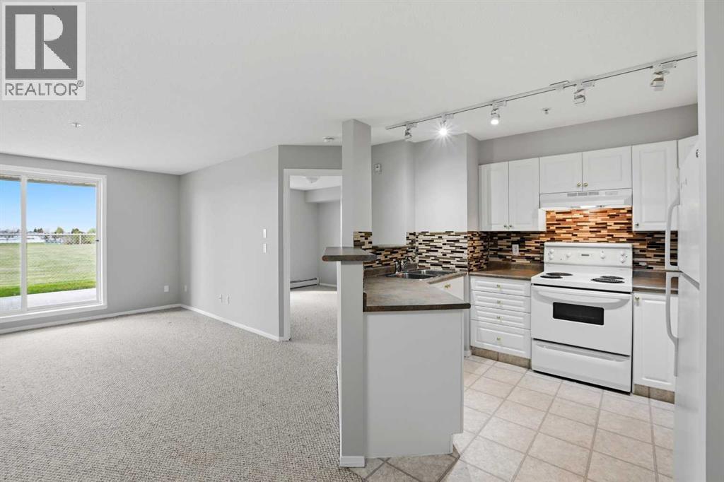 #105 60 Lawford Avenue - 13