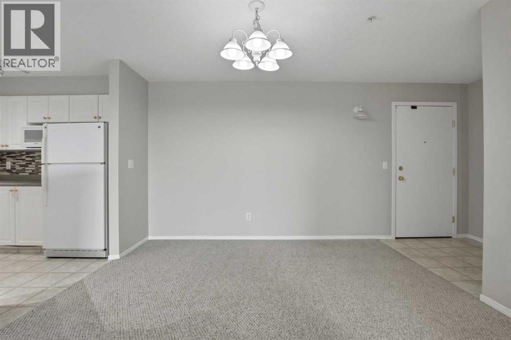 #105 60 Lawford Avenue - 6