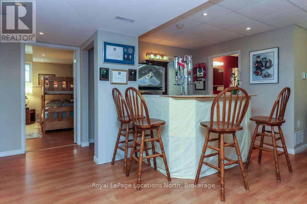 33 BIRCHWOOD TRAIL - 28