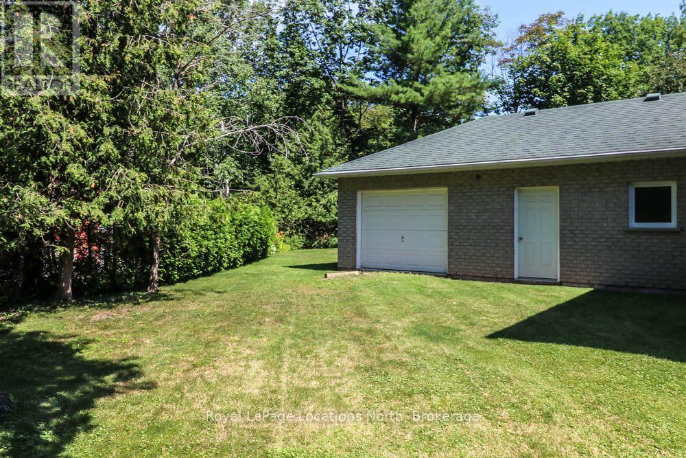33 BIRCHWOOD TRAIL - 43