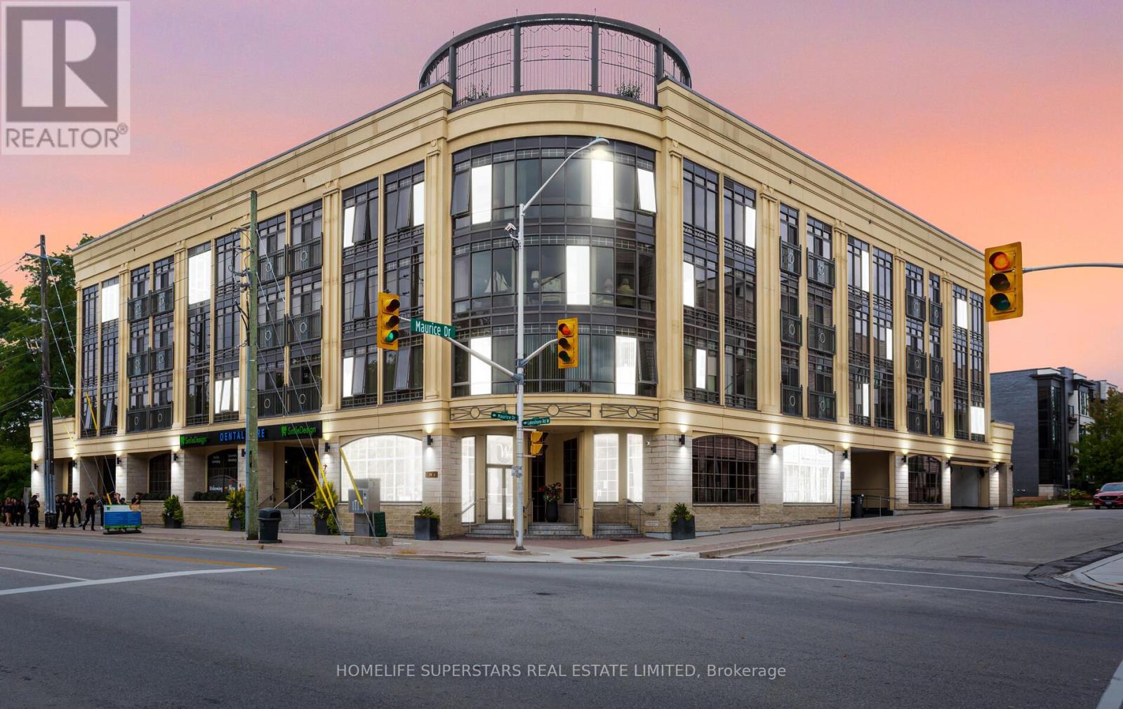 #302 205 LAKESHORE ROAD W - 2
