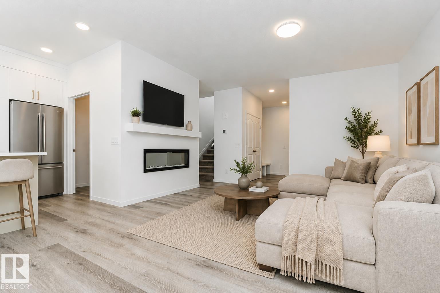 6276 180 AV NW - 11