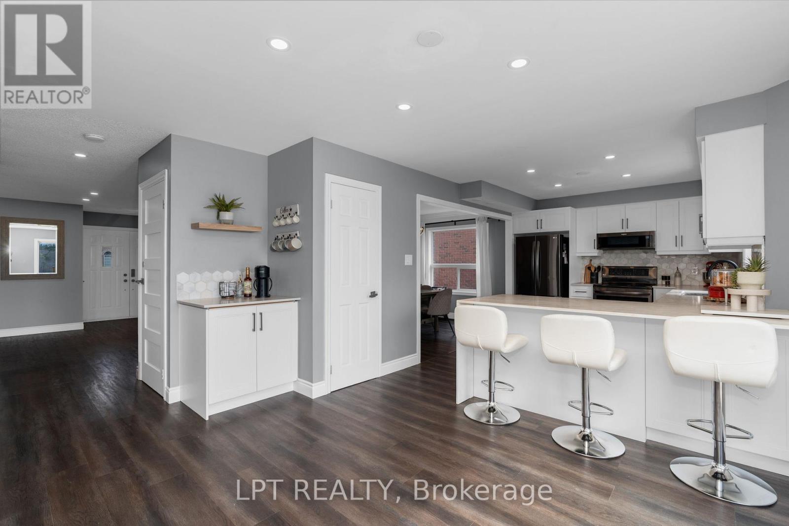 47 NORTHVIEW CRESCENT - 11