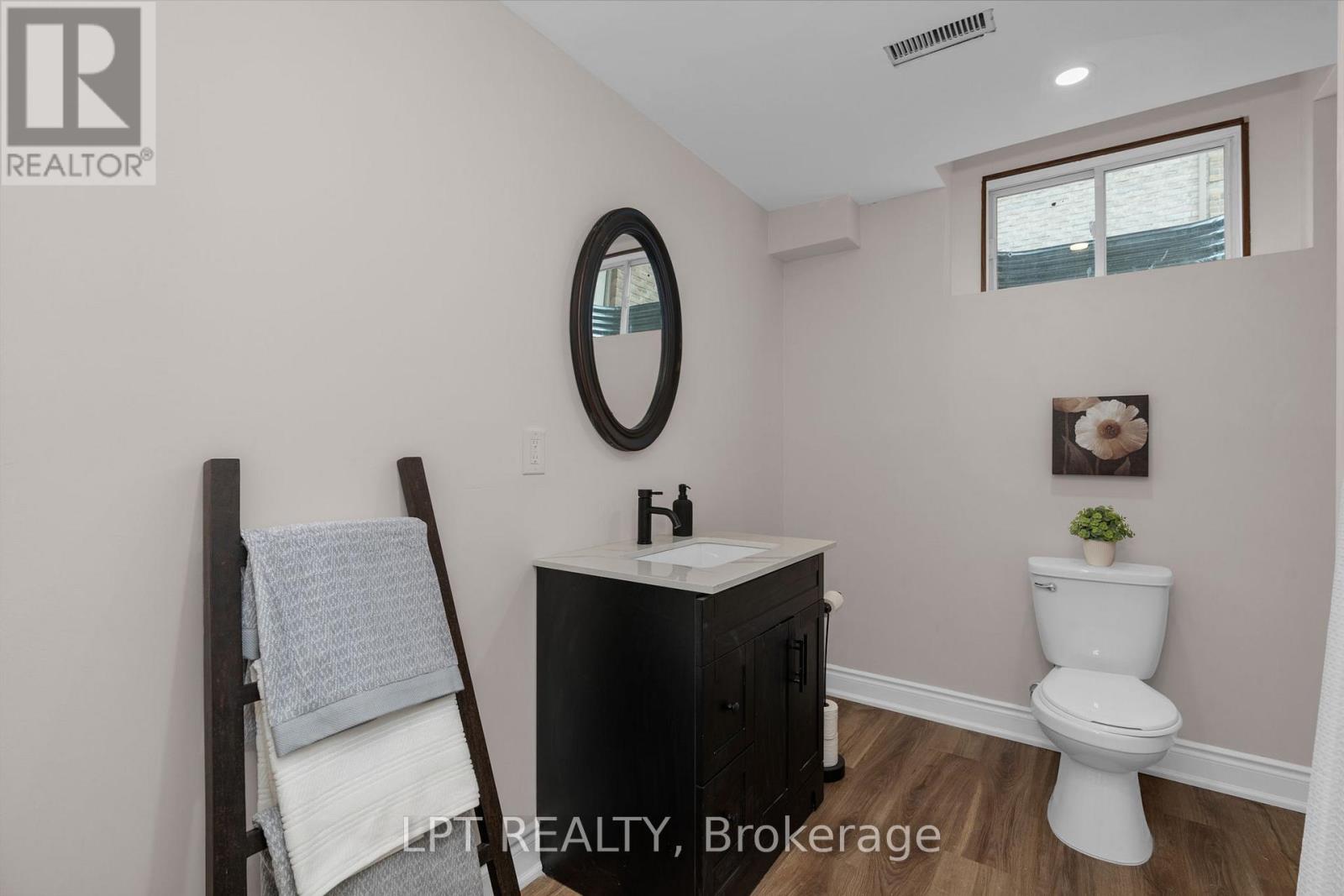 47 NORTHVIEW CRESCENT - 36