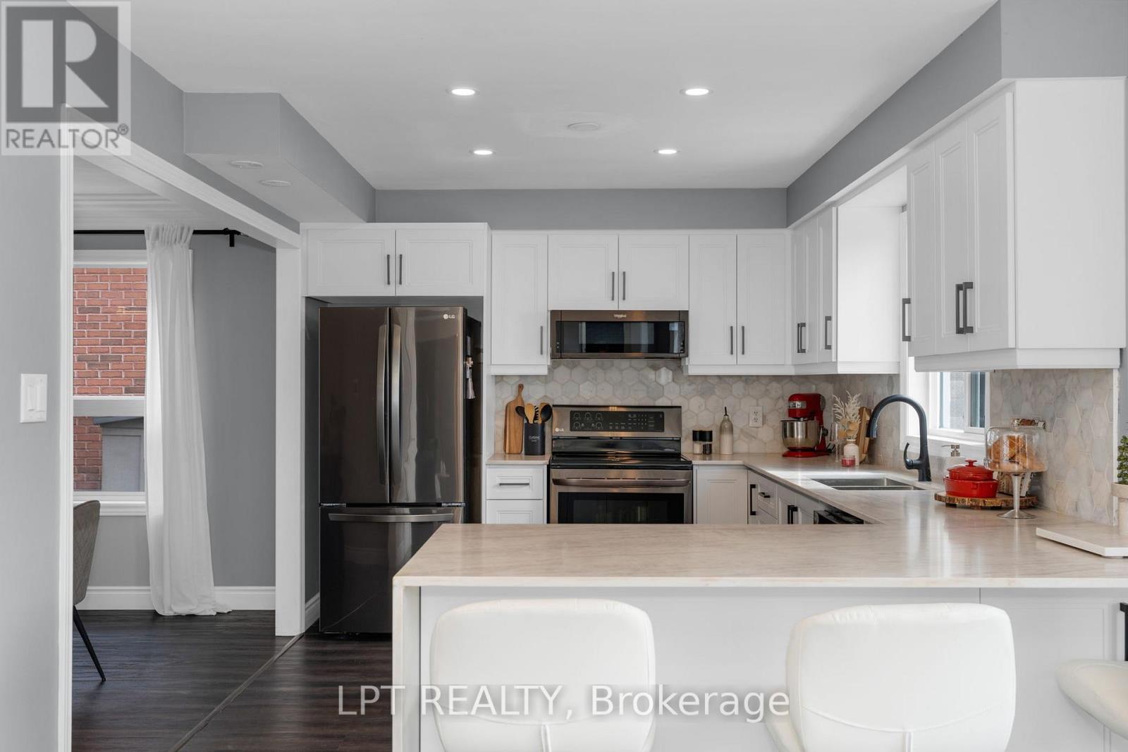 47 NORTHVIEW CRESCENT - 9