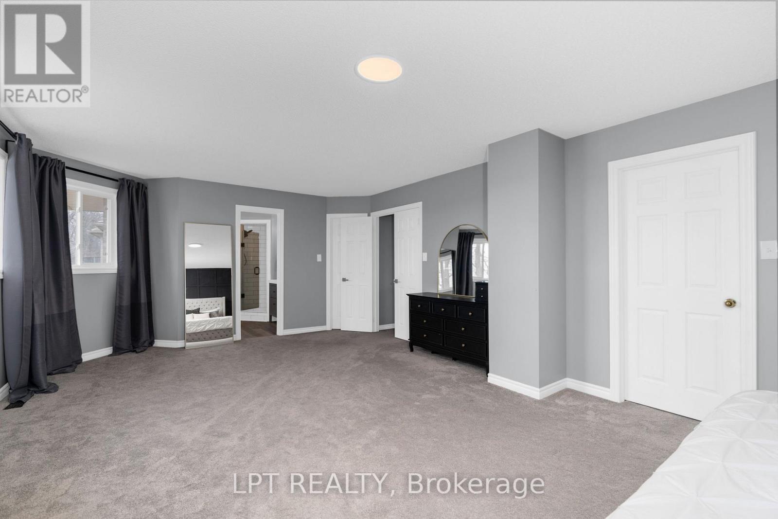 47 NORTHVIEW CRESCENT - 22
