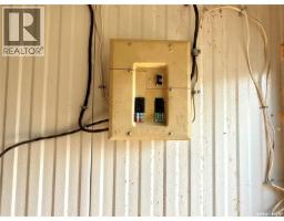 20 Gaddesby Crescent, Jackfish Lake, SK S0M0L0 Photo 8