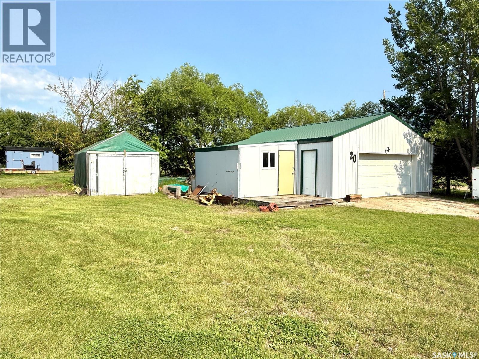 20 Gaddesby CRESCENT, Jackfish Lake — photo 2