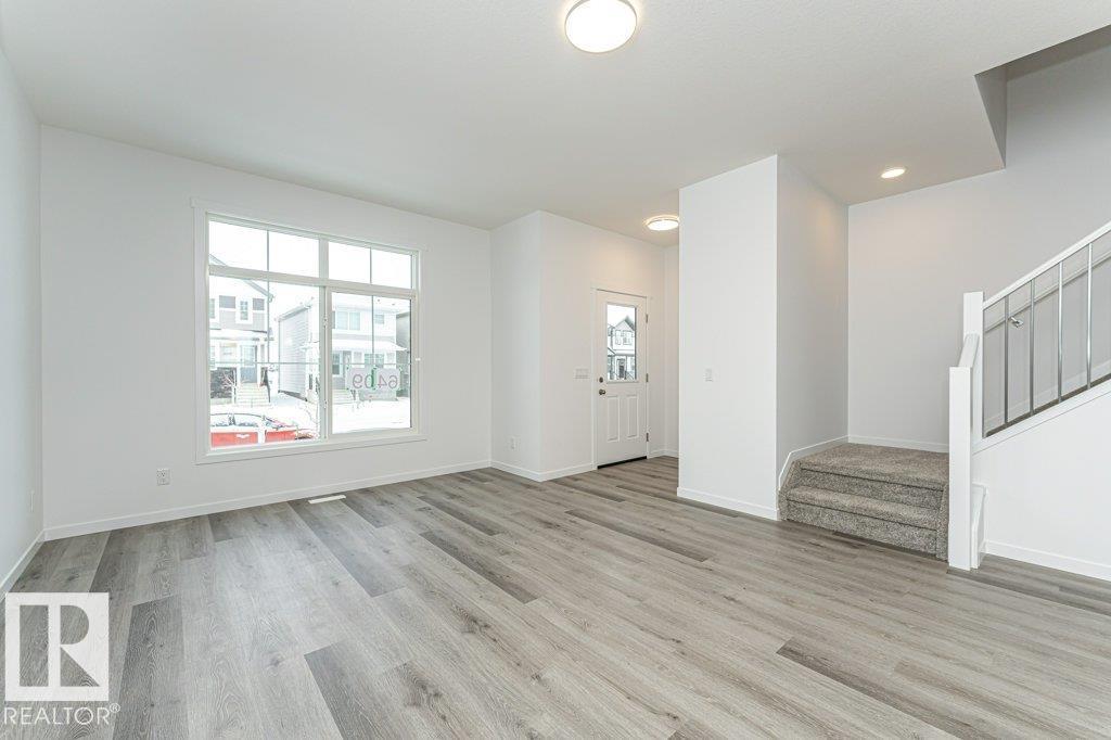 6269 175A AV NW - 6