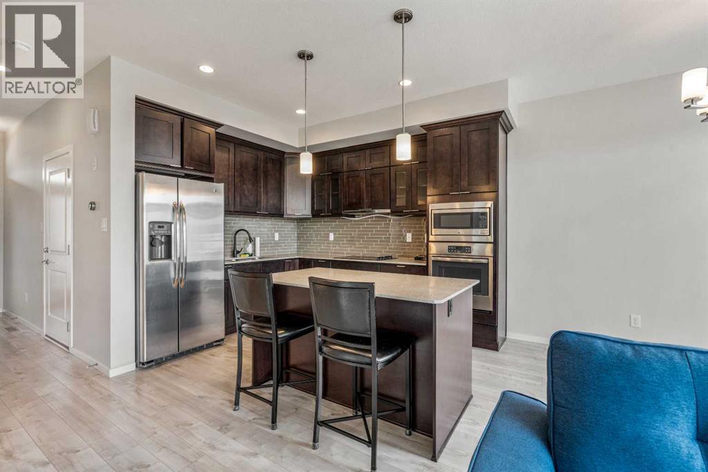 #4 414 Highlands Boulevard W - 10
