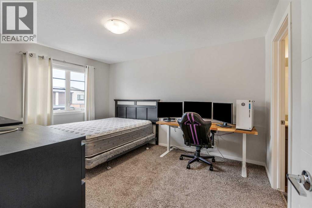 #4 414 Highlands Boulevard W - 20