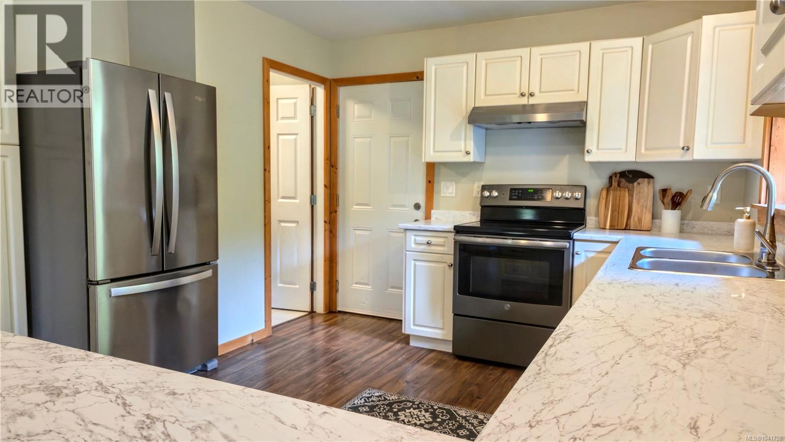 1018 Bertha Ave - Image 8