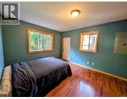 1018 Bertha Ave, Gabriola Island, BC V0R1X3 Photo 16