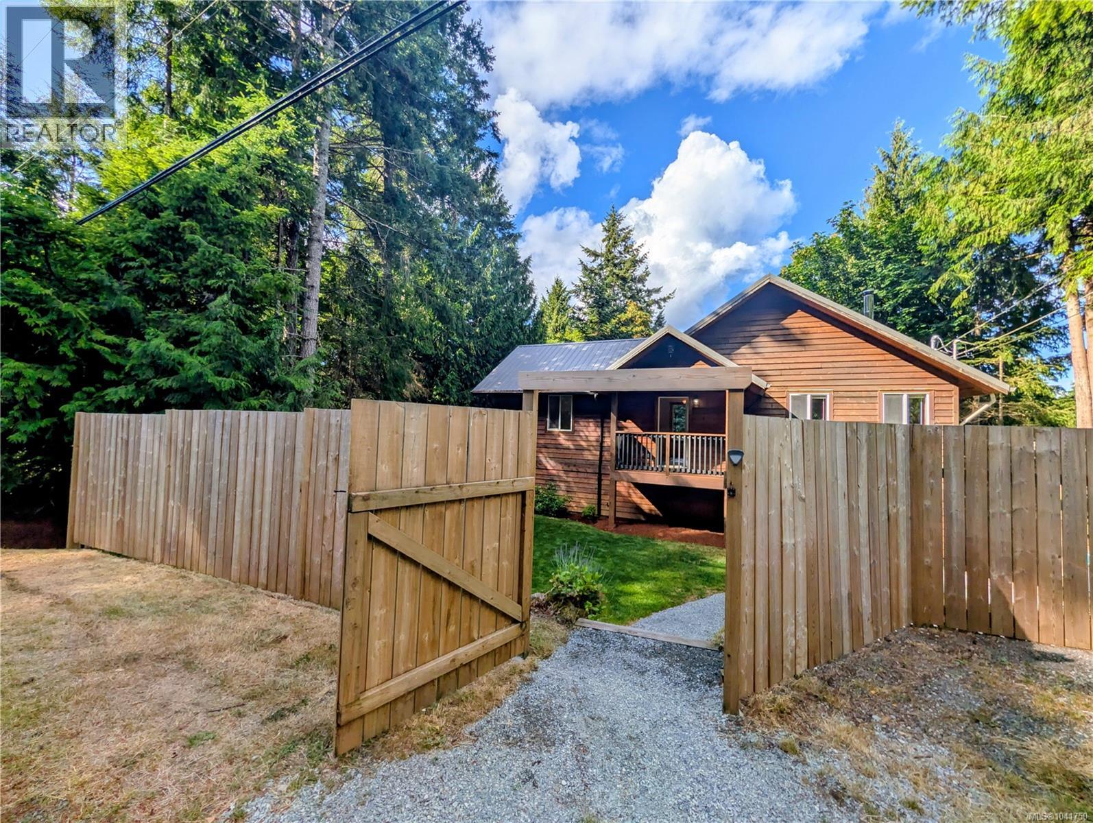 1018 Bertha Ave - 2