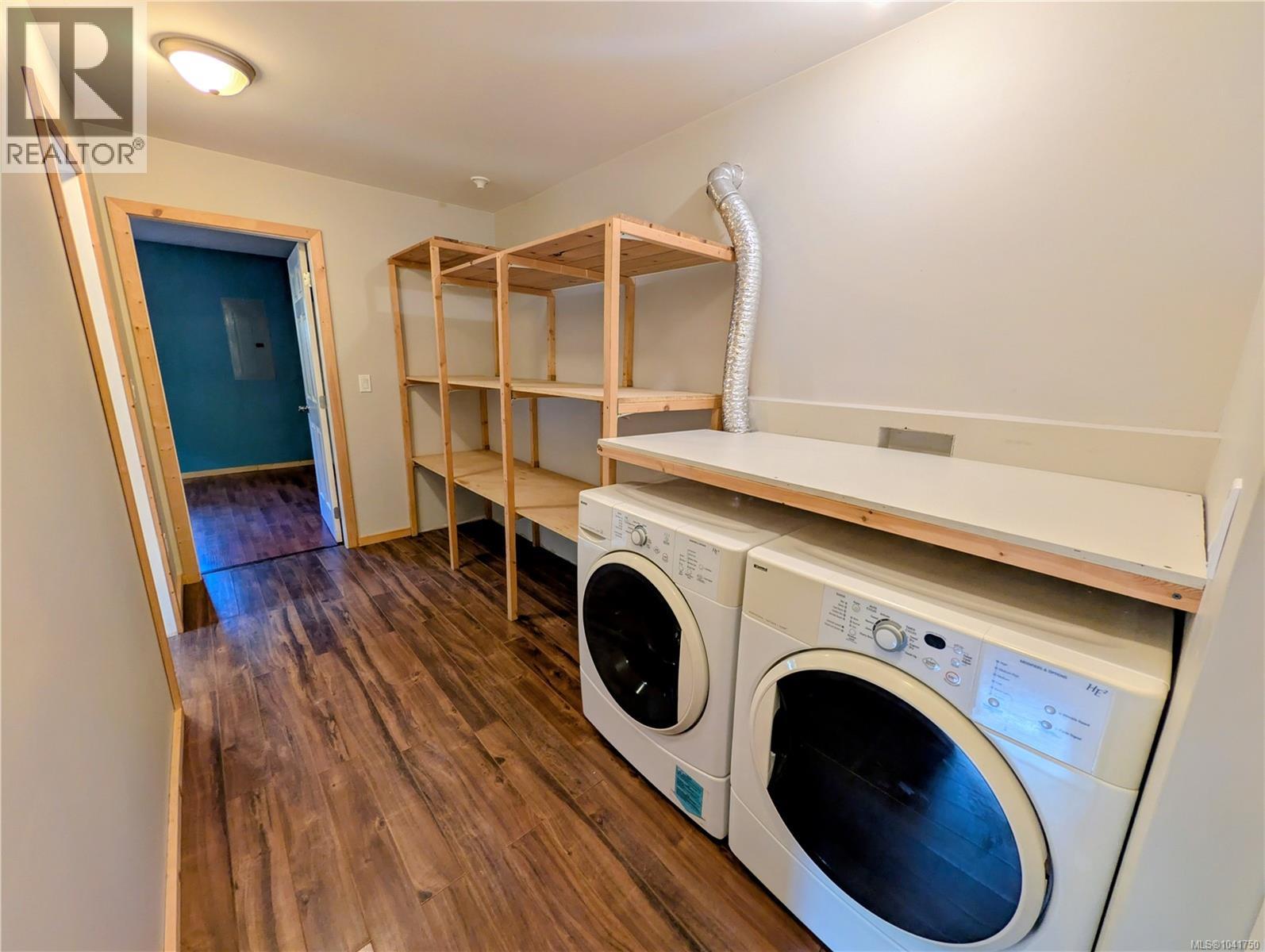 1018 Bertha Ave - 19