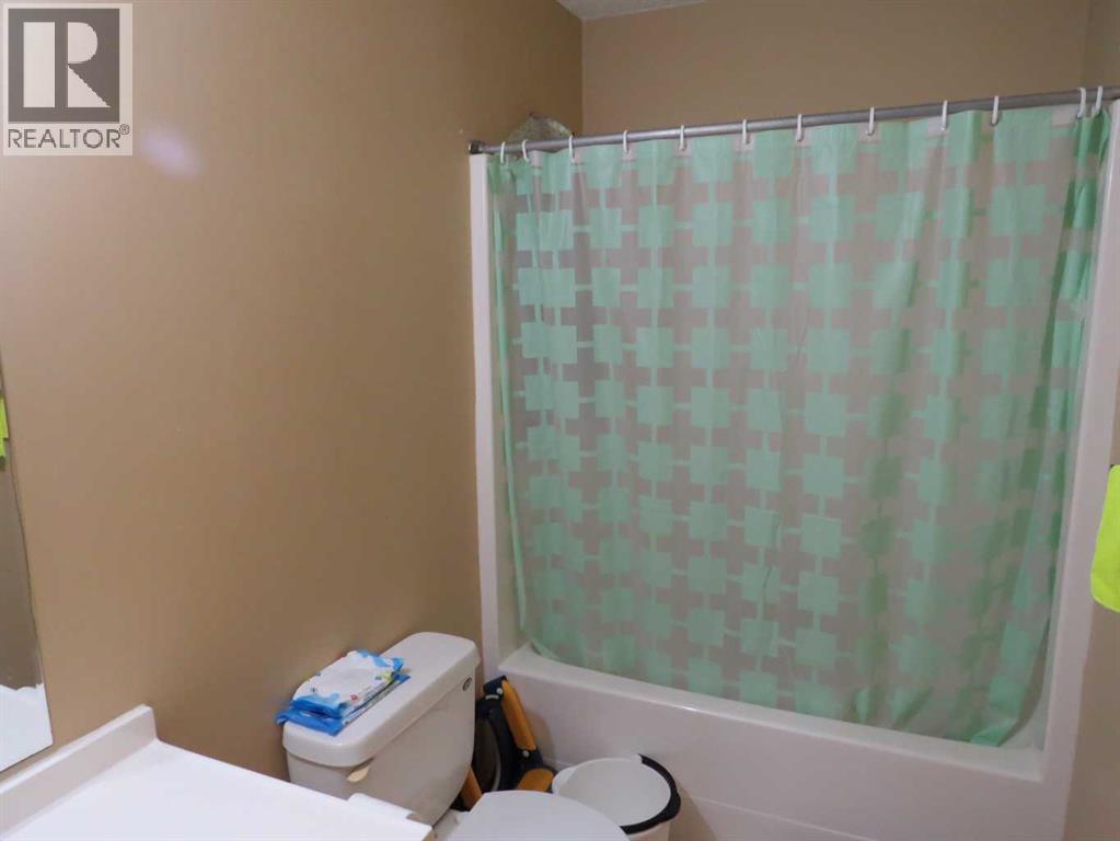 #595 100 Jordan Parkway - 11