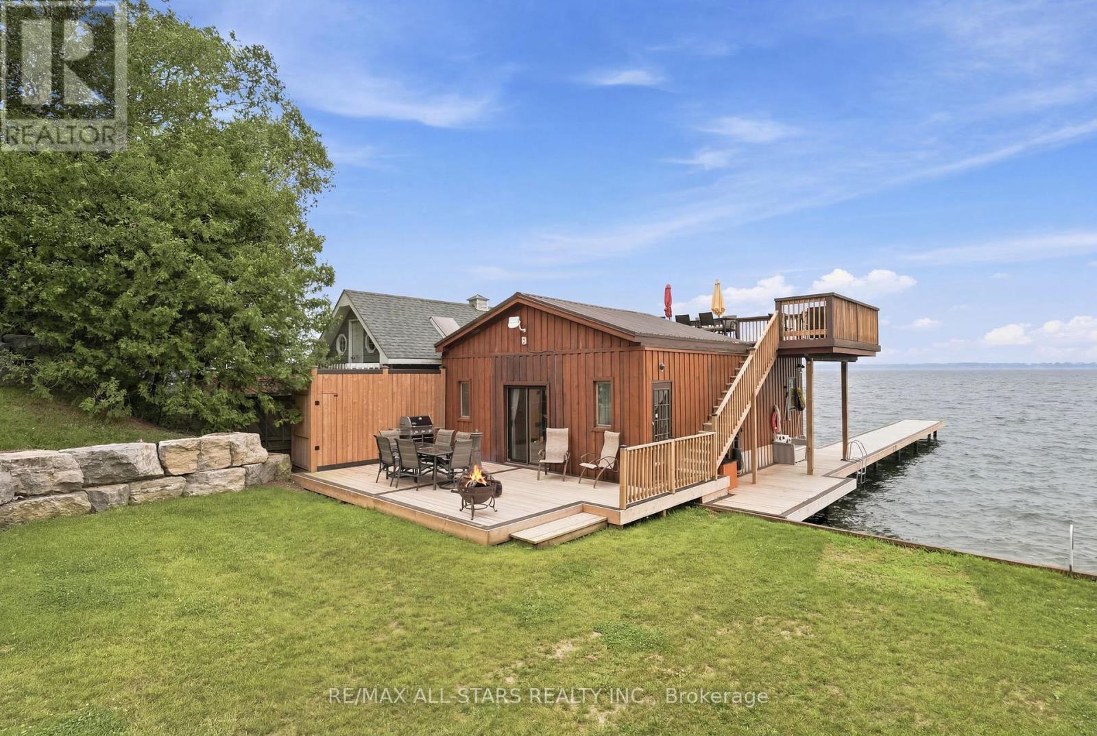 664 LAKE DRIVE N - 31
