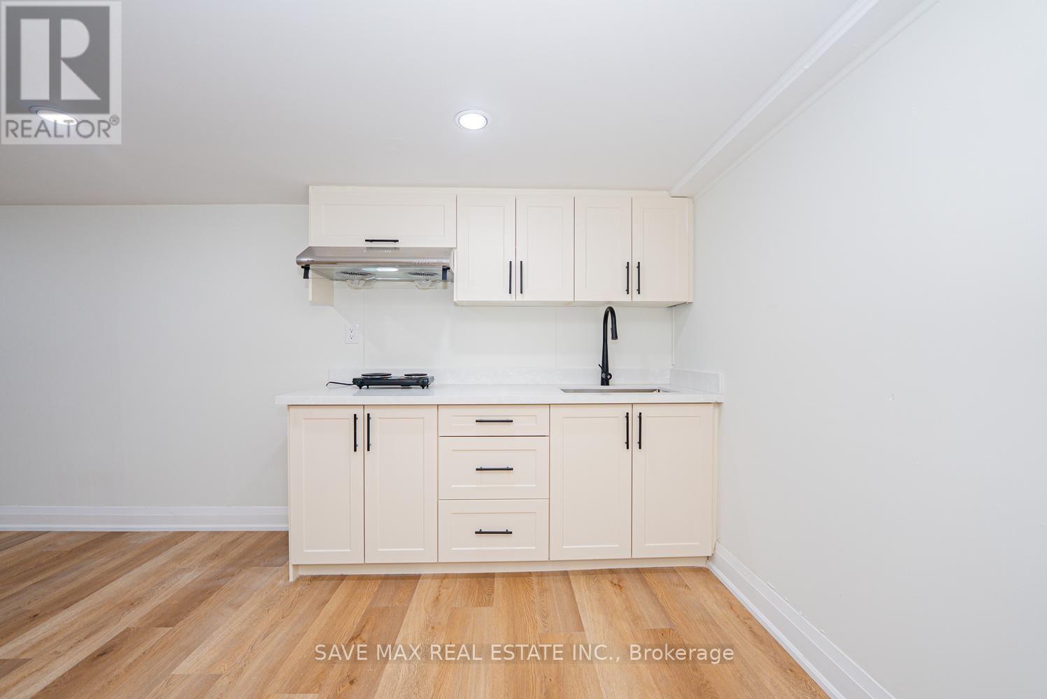 191 CLARK AVENUE - 37