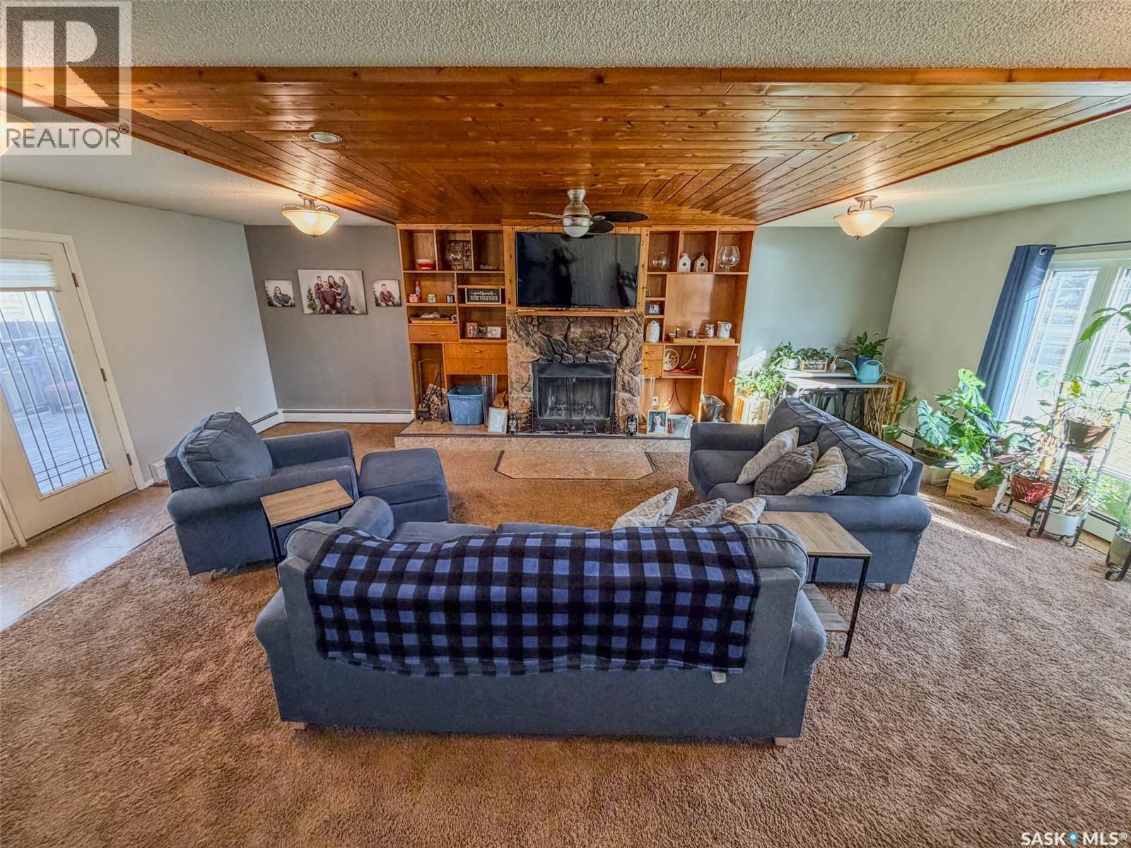 405 5th STREET E - 33