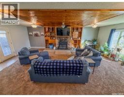 405 5th Street E, Shaunavon, SK S0N2M0 Photo 33