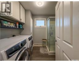 405 5th Street E, Shaunavon, SK S0N2M0 Photo 44